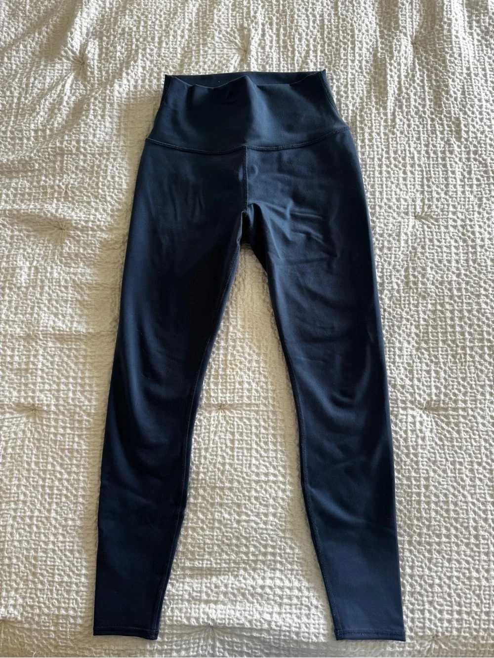 ALO - 7/8 High-Waist Airbrush Legging, Bluestone